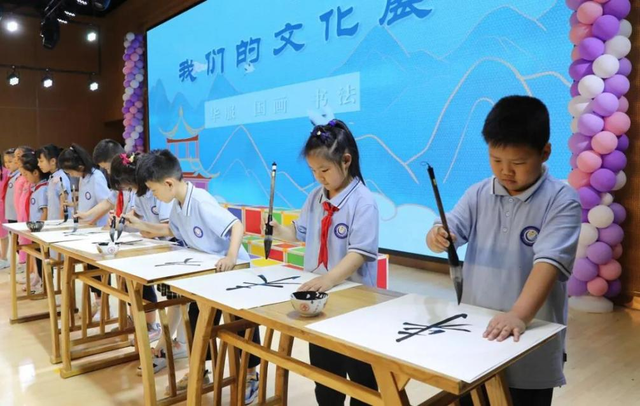 泰州姜堰 “新父母學(xué)校”給孩子一個(gè)多彩假期，給家長(zhǎng)一個(gè)科學(xué)理念